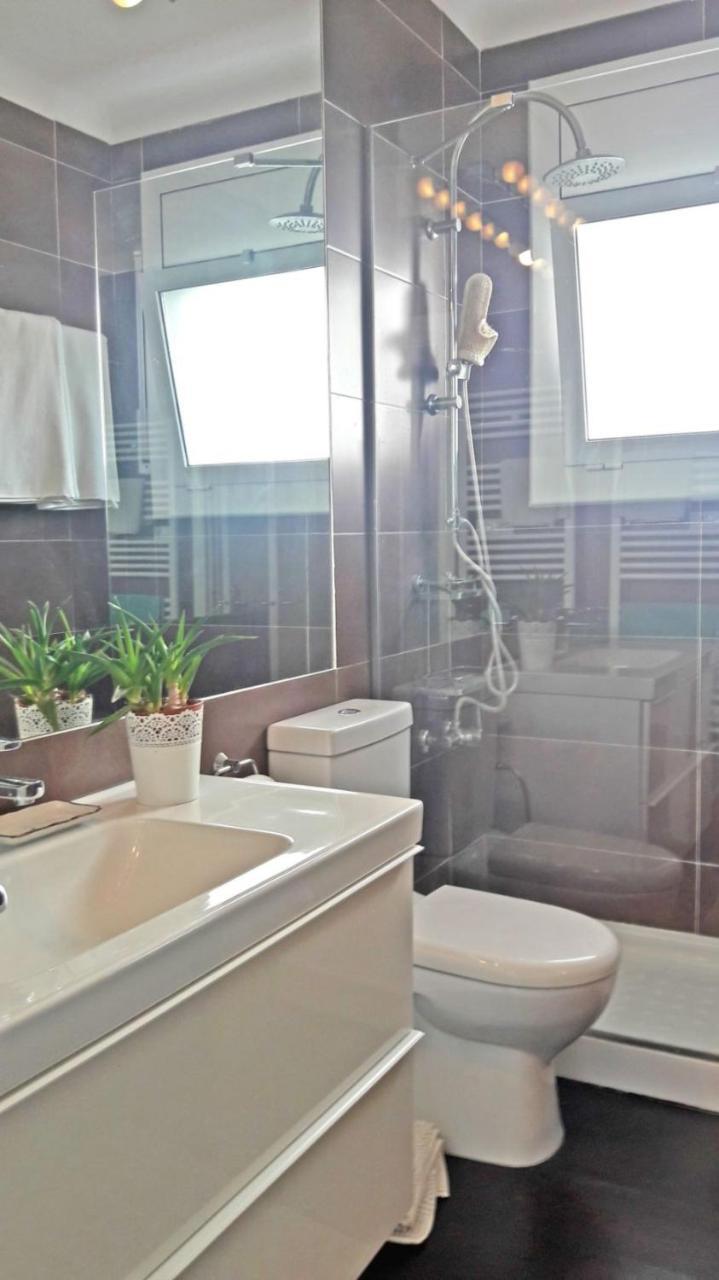 Amazing Seaview Apartment With Terrace & Parking - Casa Artevida Roses Buitenkant foto